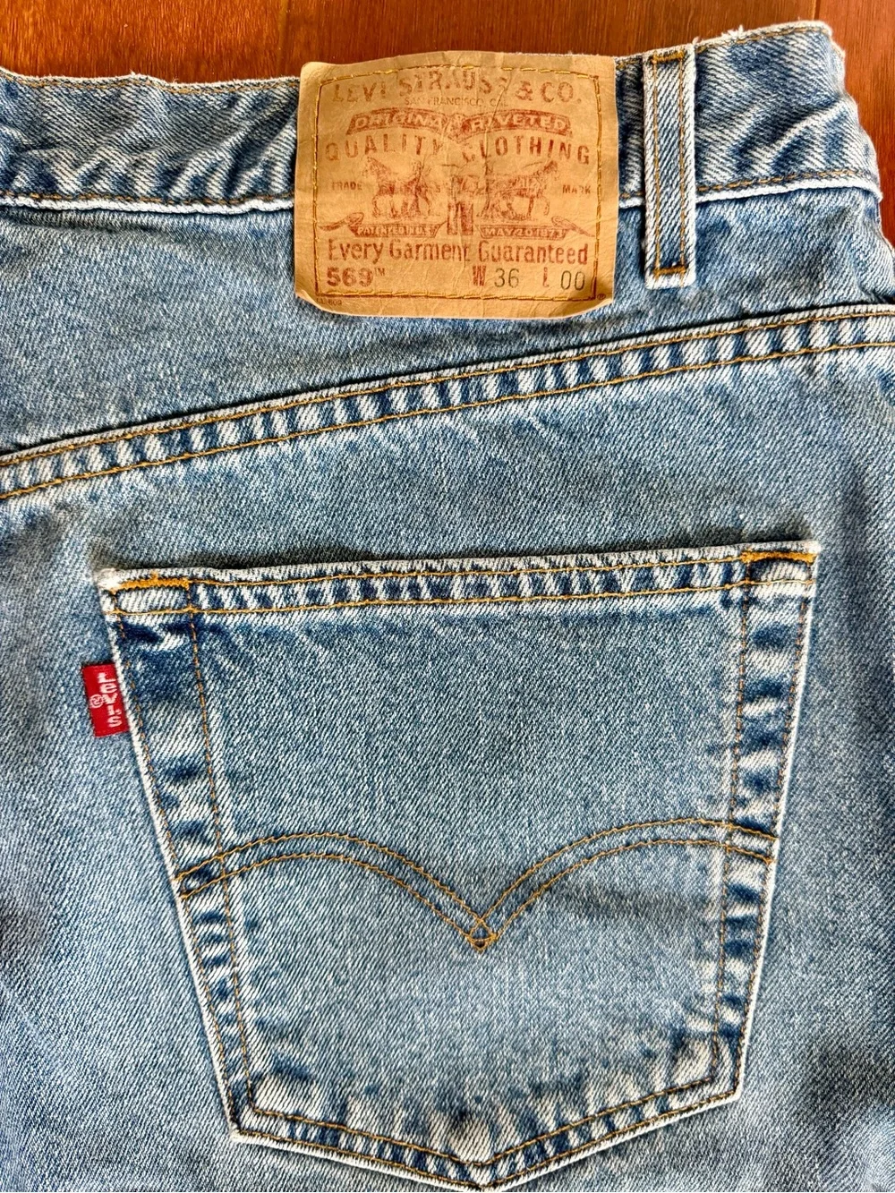 Vintage Levi's 569 Men’s Medium Blue Denim Jean Shorts 100% Cotton